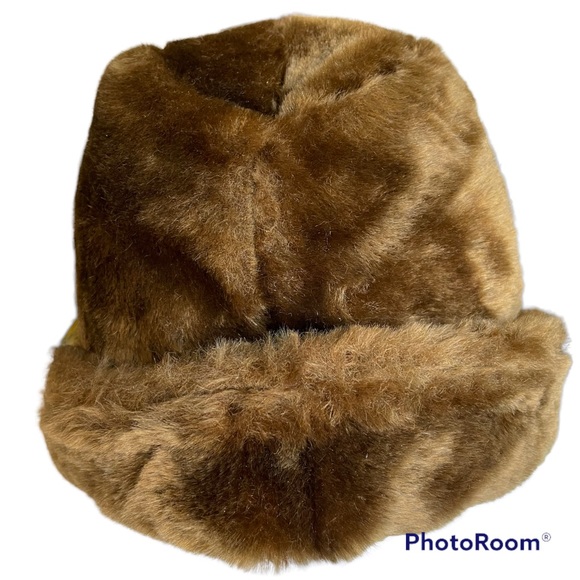 REDUCED Vintage faux fur hat - Picture 3 of 10